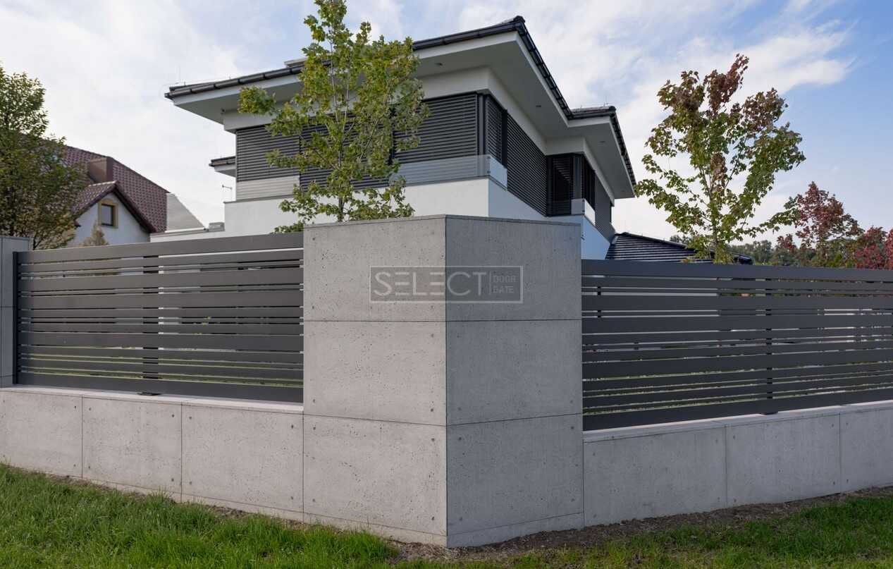 Замовити гарні сучасні огородження з металу для приватноі будівлі - Виробник SELECT серія DECO LINE.
